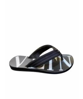 VALENTINO Шлепанцы