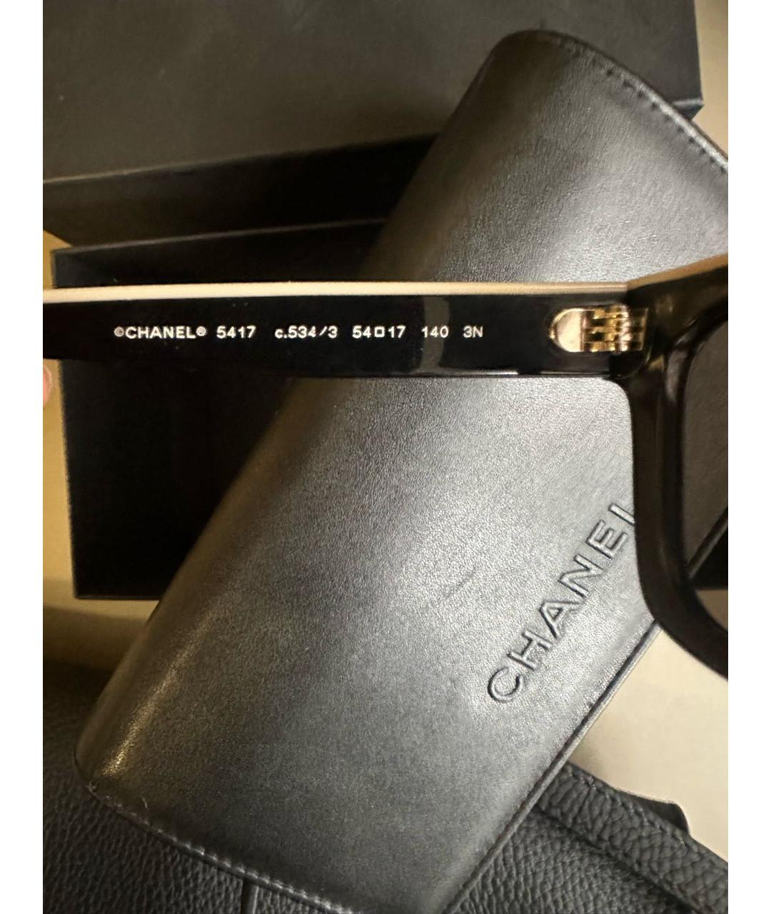 CHANEL Черные пластиковые солнцезащитные очки, фото 3