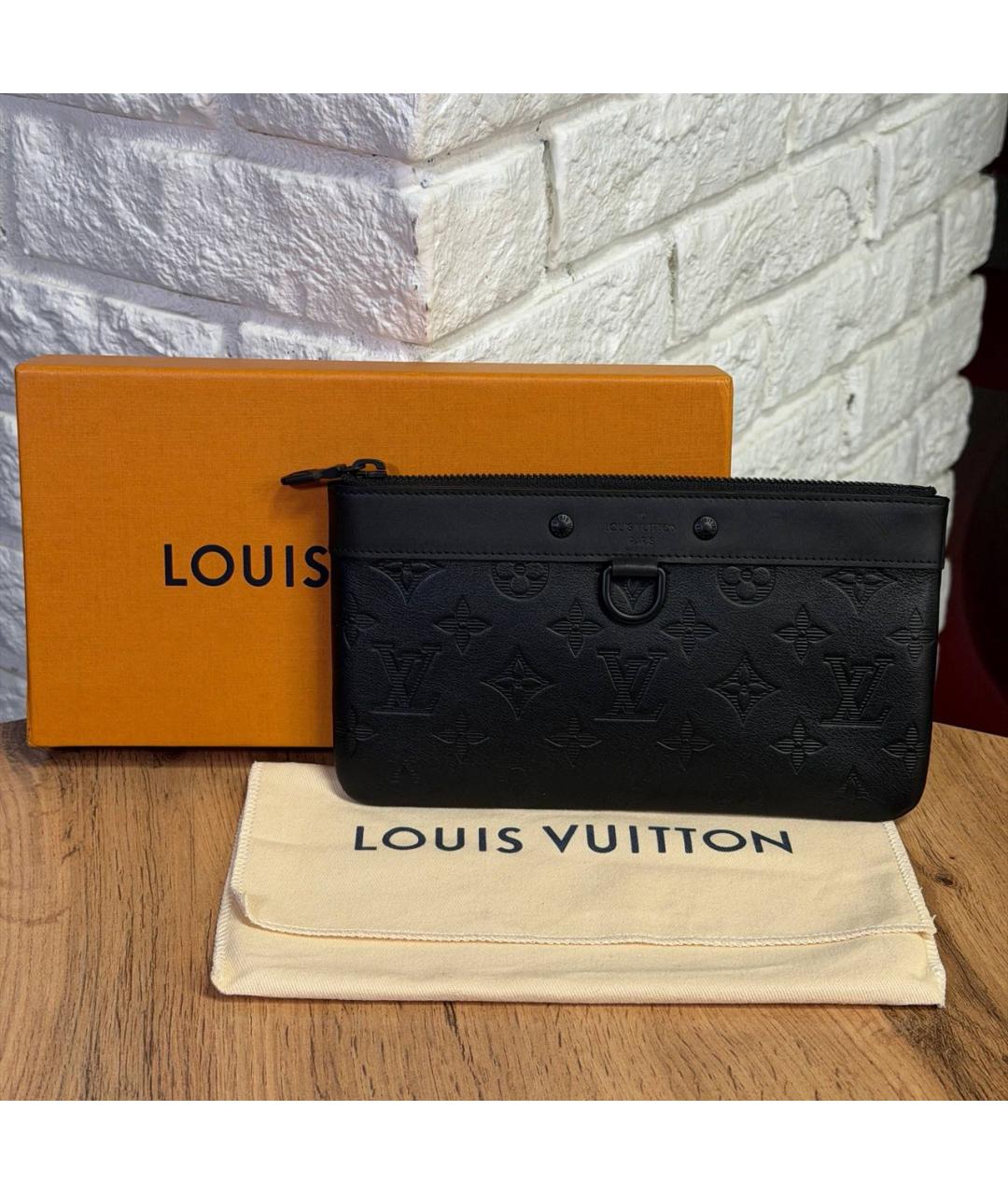 LOUIS VUITTON Черный кожаный кошелек, фото 4