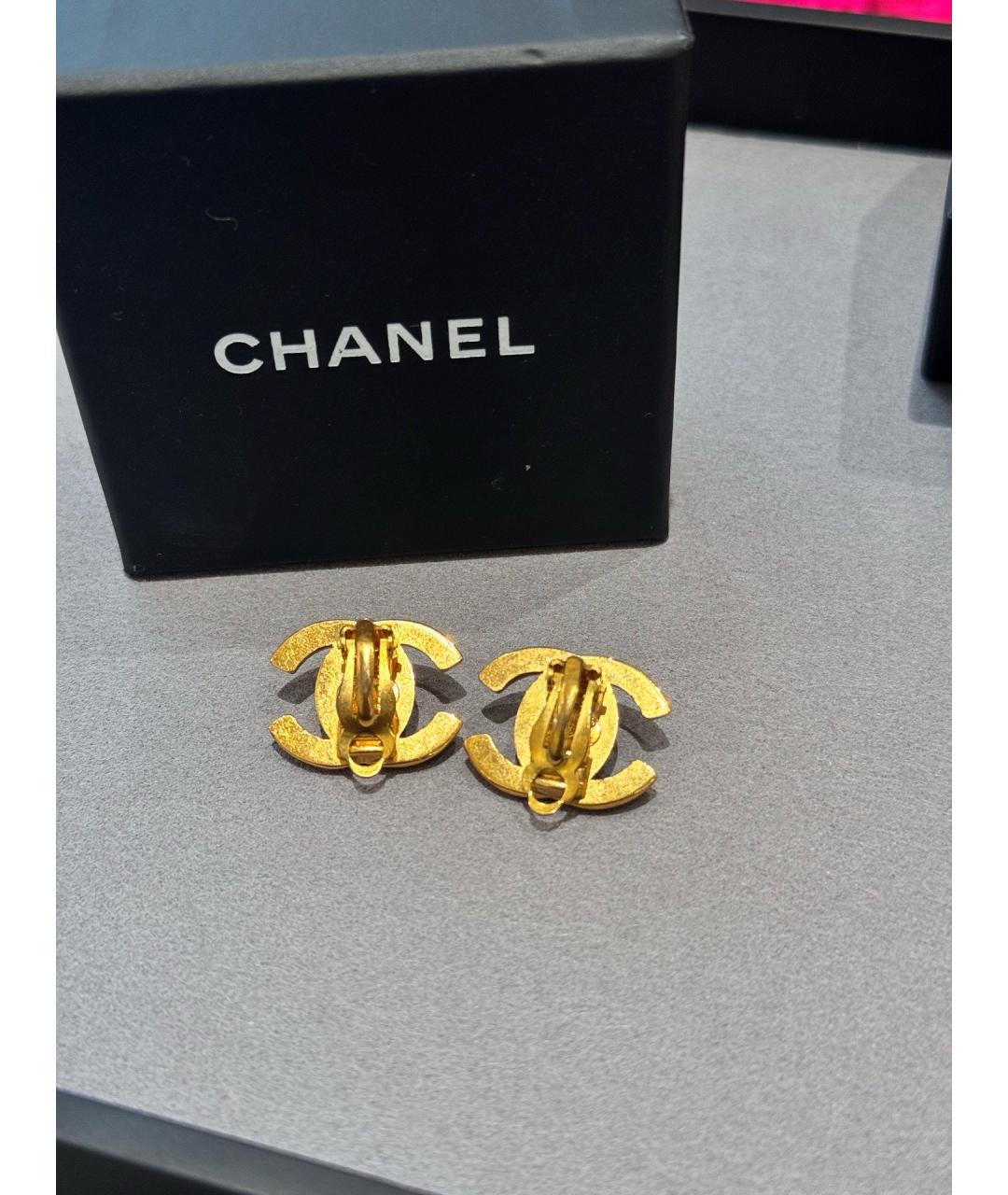 CHANEL Золотые металлические серьги, фото 2