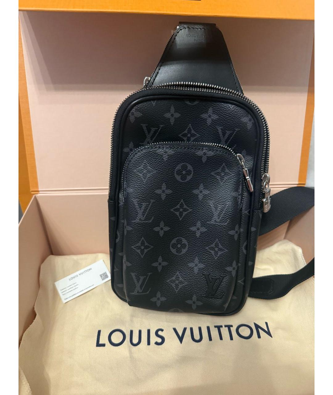 LOUIS VUITTON Черная кожаная сумка на плечо, фото 9