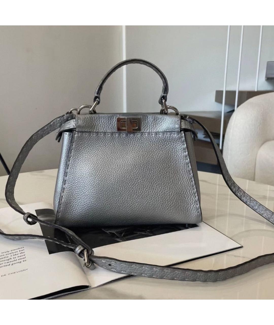 FENDI Серебряная кожаная сумка через плечо, фото 2