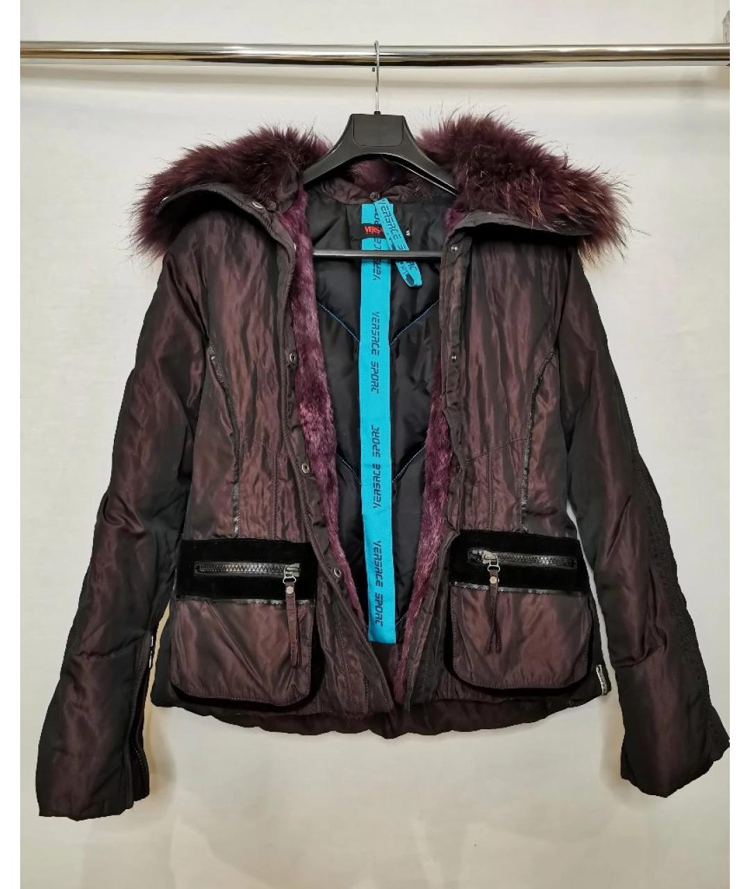 VERSACE Бордовая полиэстеровая куртка, фото 2