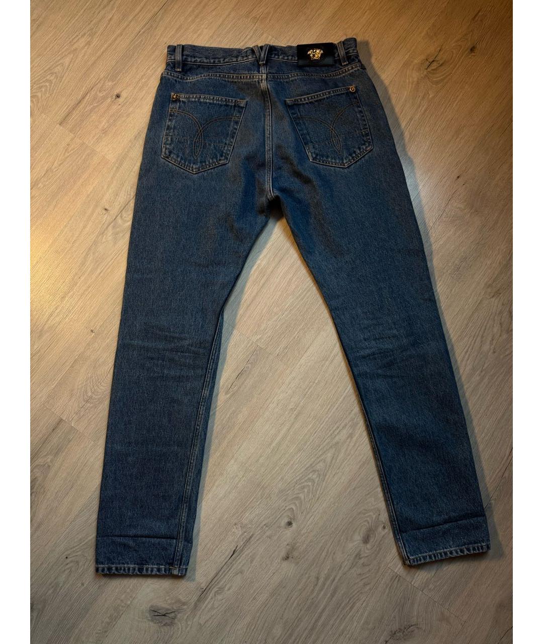 VERSACE Голубые хлопко-полиэстеровые прямые джинсы, фото 2