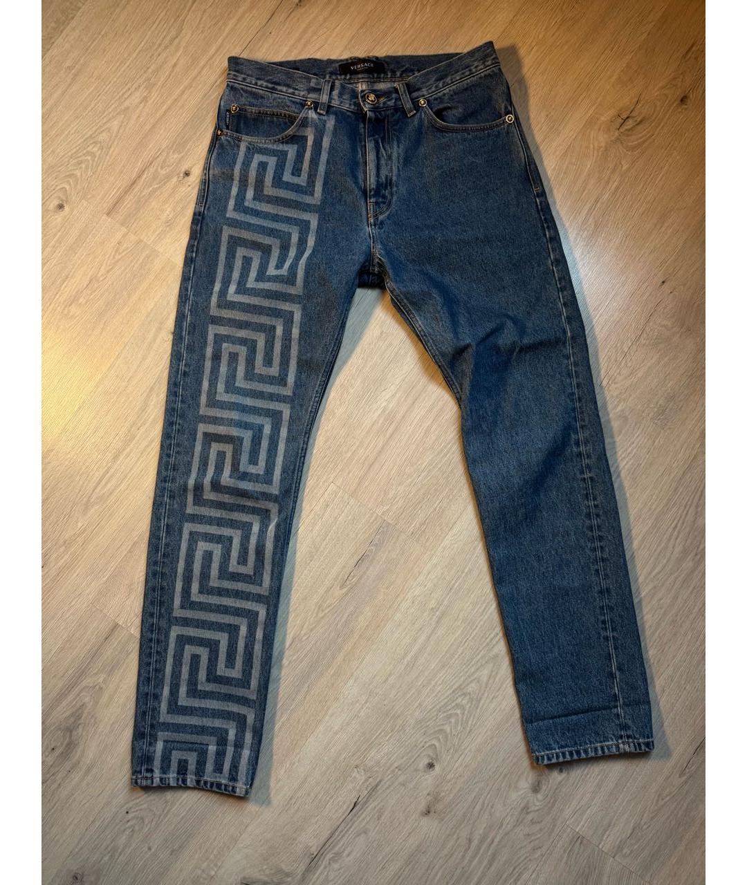 VERSACE Голубые хлопко-полиэстеровые прямые джинсы, фото 5