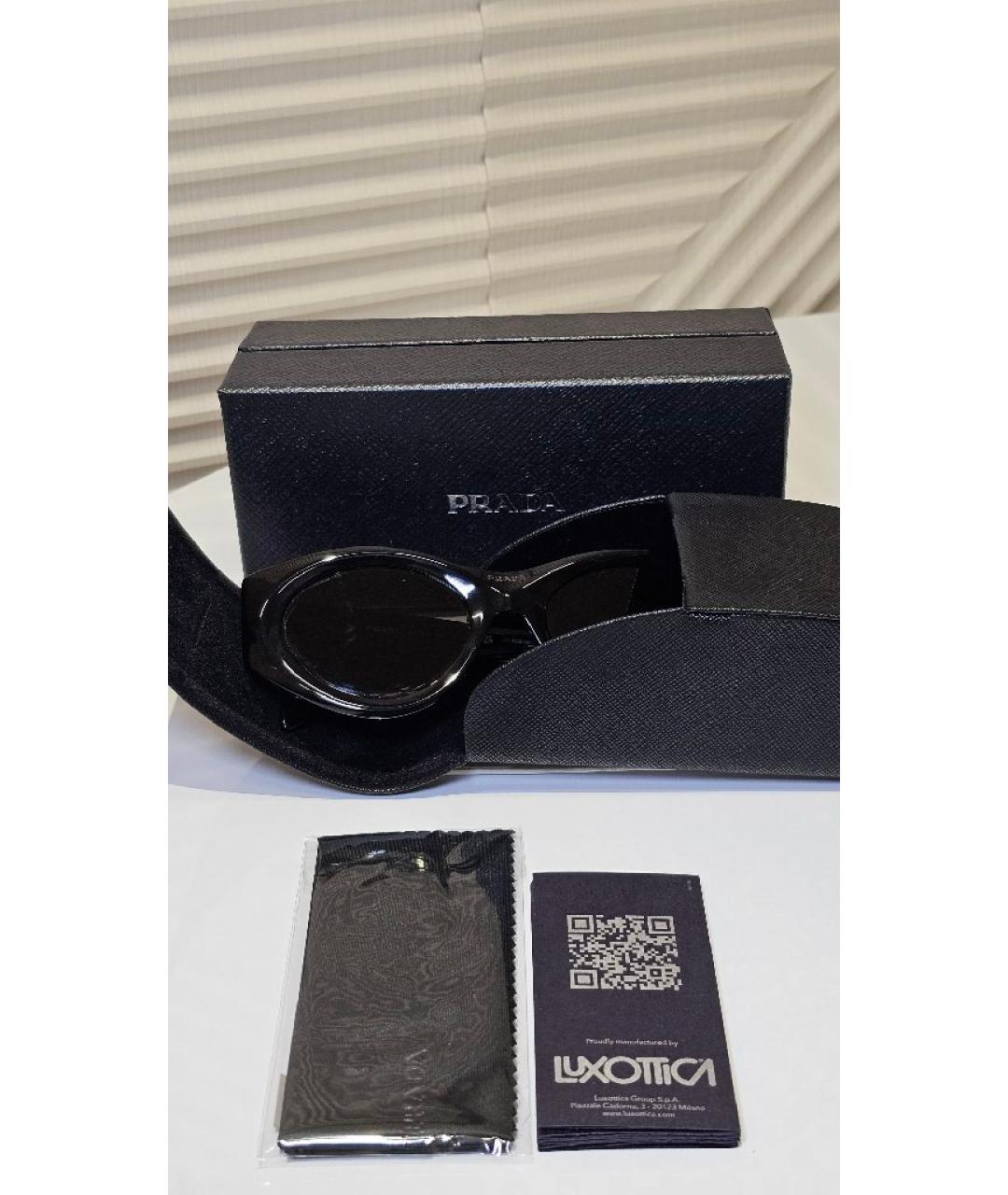 PRADA Черные пластиковые солнцезащитные очки, фото 4