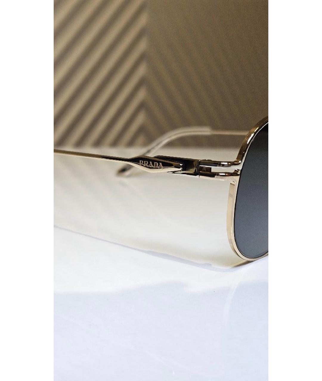 PRADA Золотые металлические солнцезащитные очки, фото 3