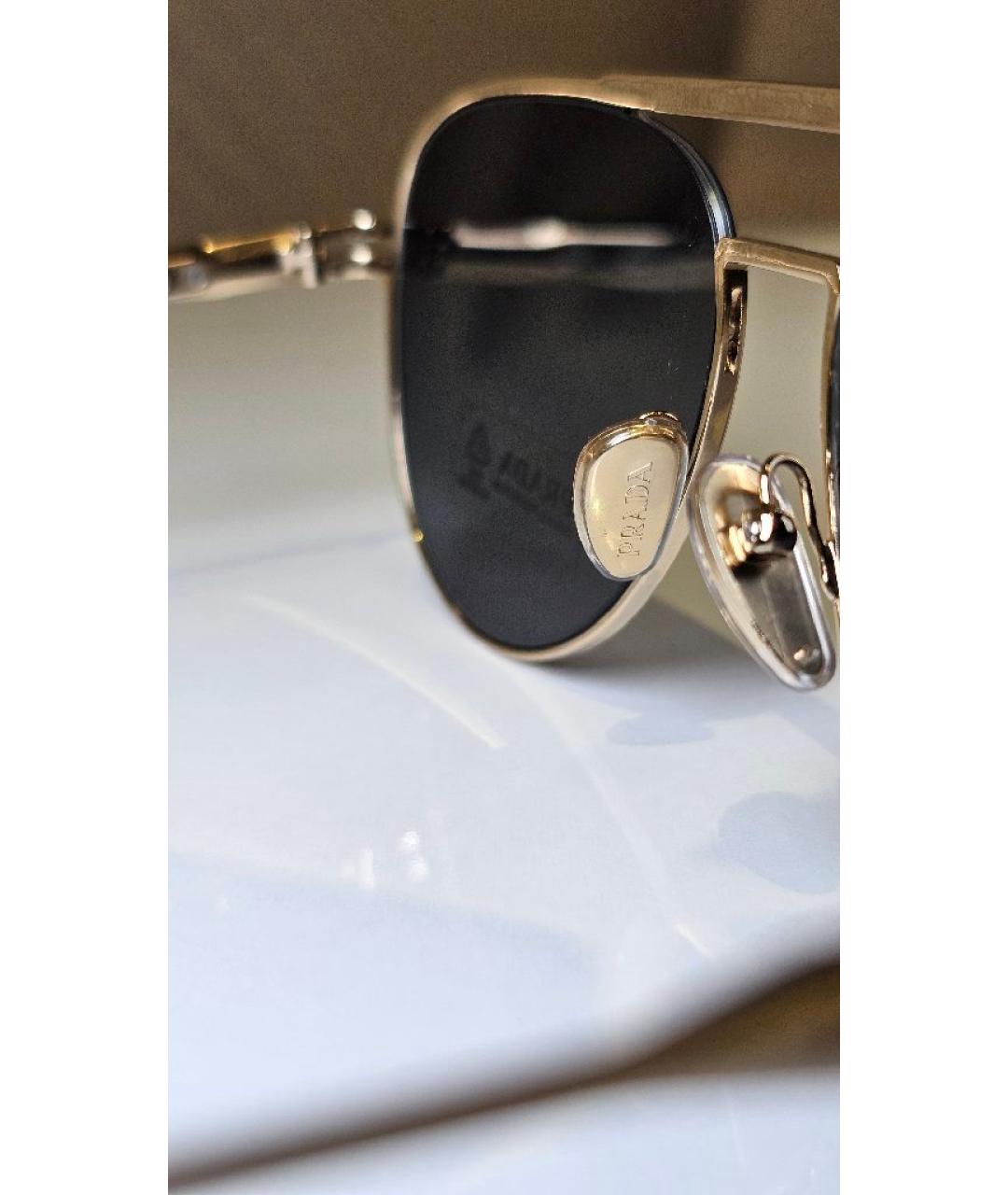 PRADA Золотые металлические солнцезащитные очки, фото 5
