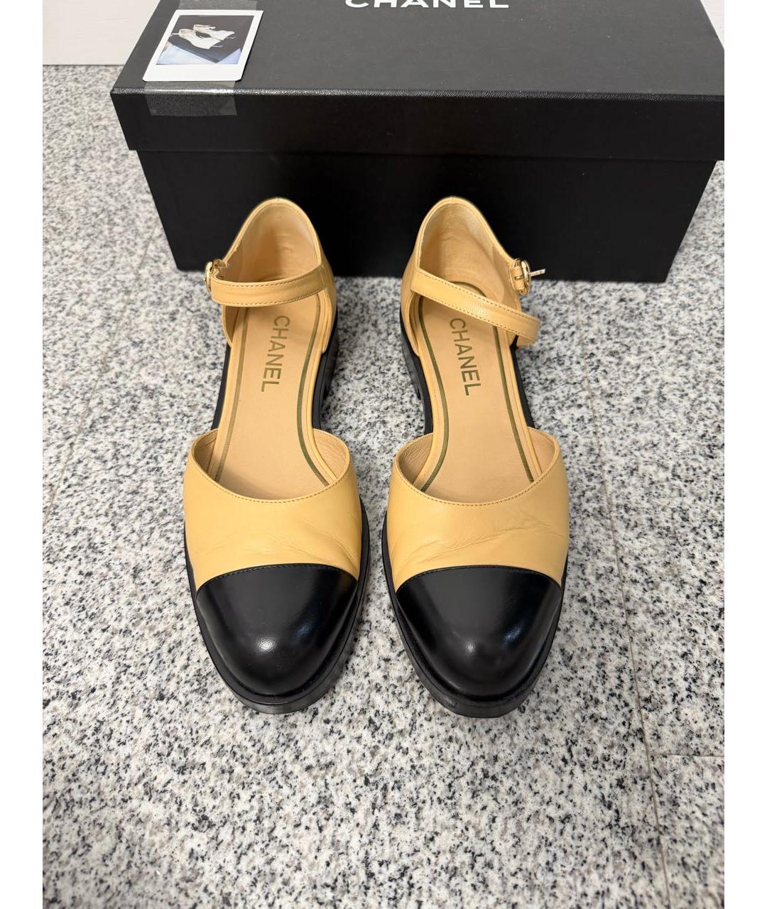 CHANEL Бежевые кожаные туфли, фото 2