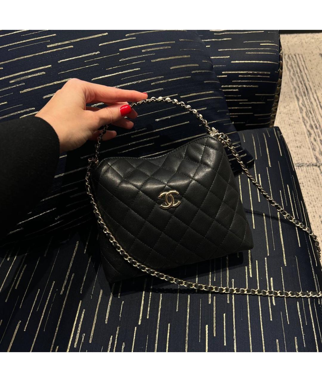 CHANEL Черная кожаная сумка через плечо, фото 4