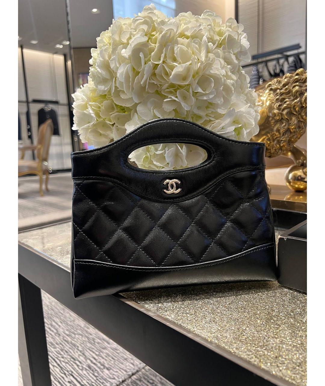 CHANEL Черная кожаная сумка с короткими ручками, фото 6