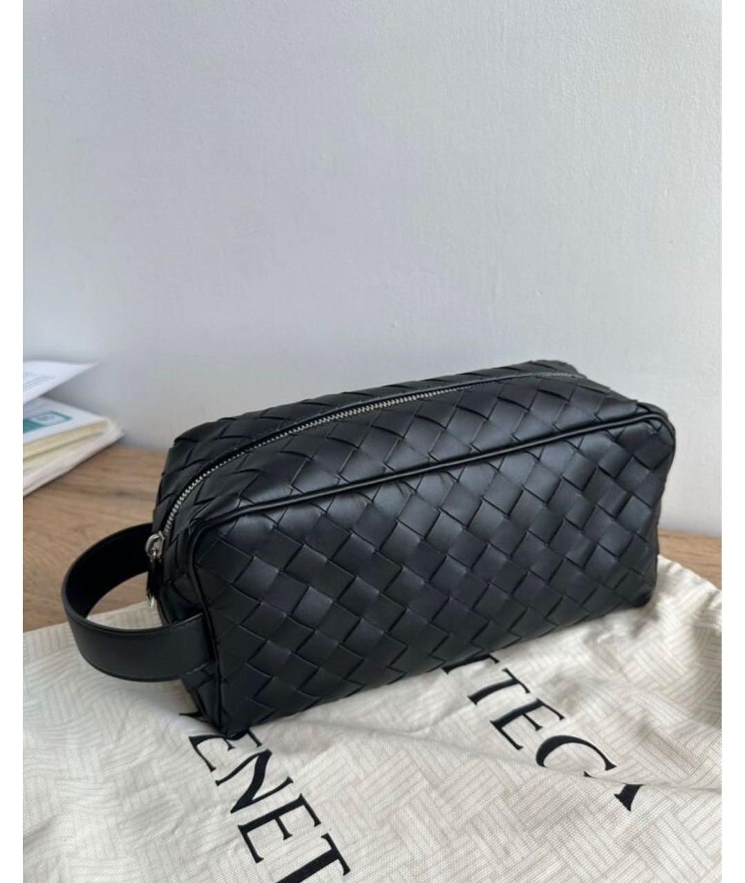 BOTTEGA VENETA Черная кожаная барсетка, фото 3