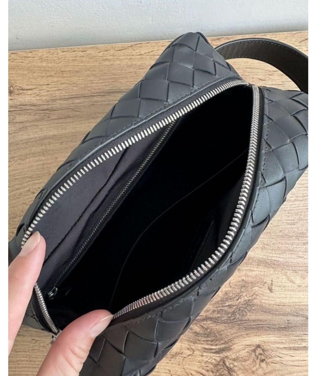 BOTTEGA VENETA Черная кожаная барсетка, фото 4