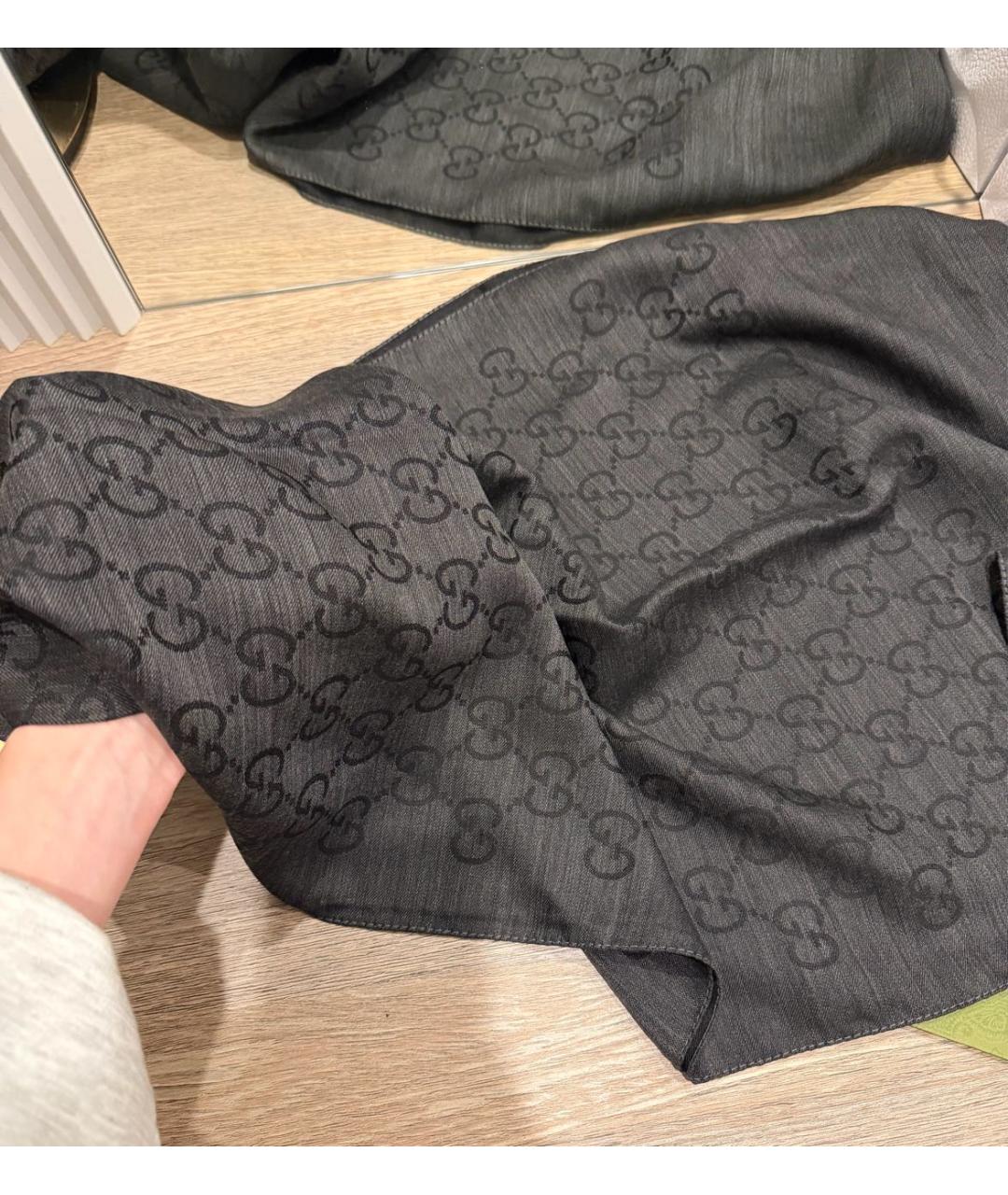 GUCCI Серый шерстяной платок, фото 3