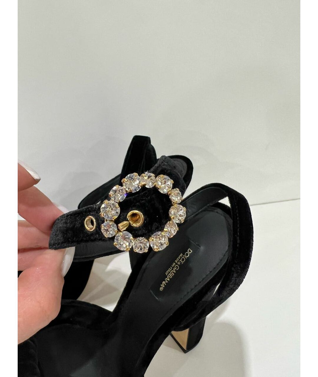 DOLCE&GABBANA Черные бархатные босоножки, фото 4