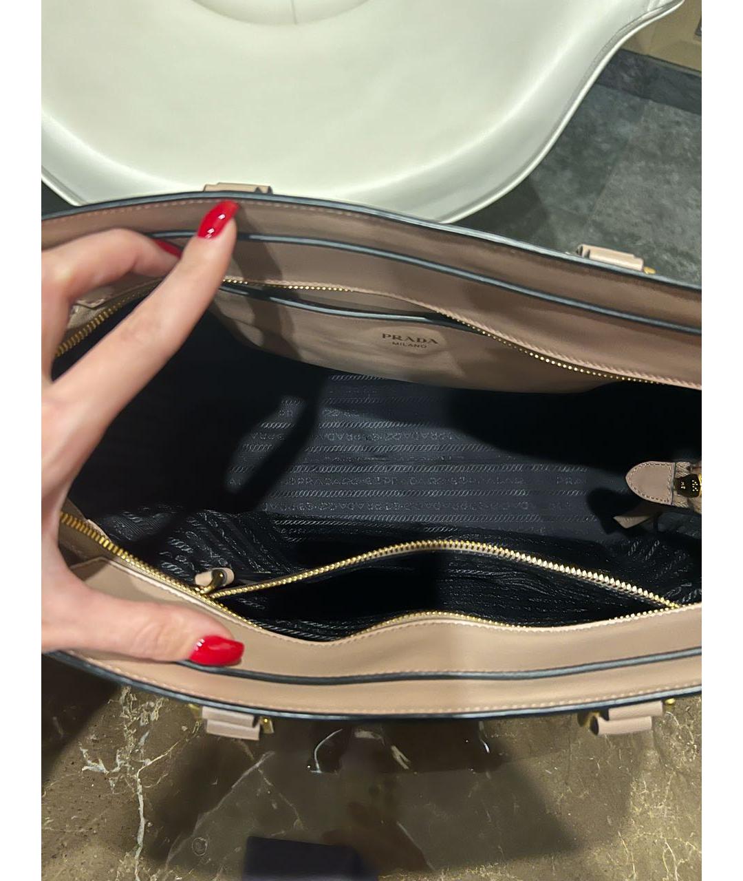 PRADA Розовая кожаная сумка с короткими ручками, фото 4