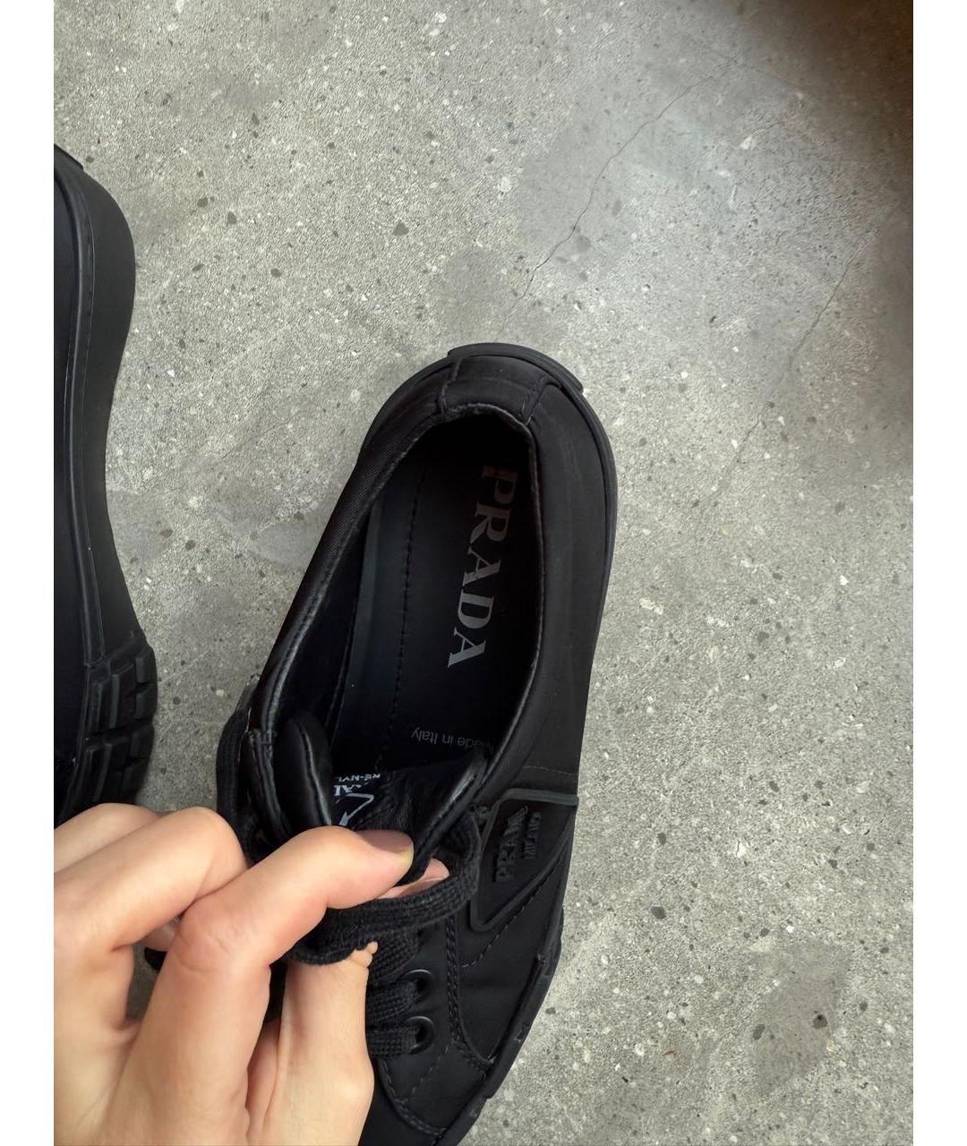 PRADA Черные неопреновые кеды, фото 4