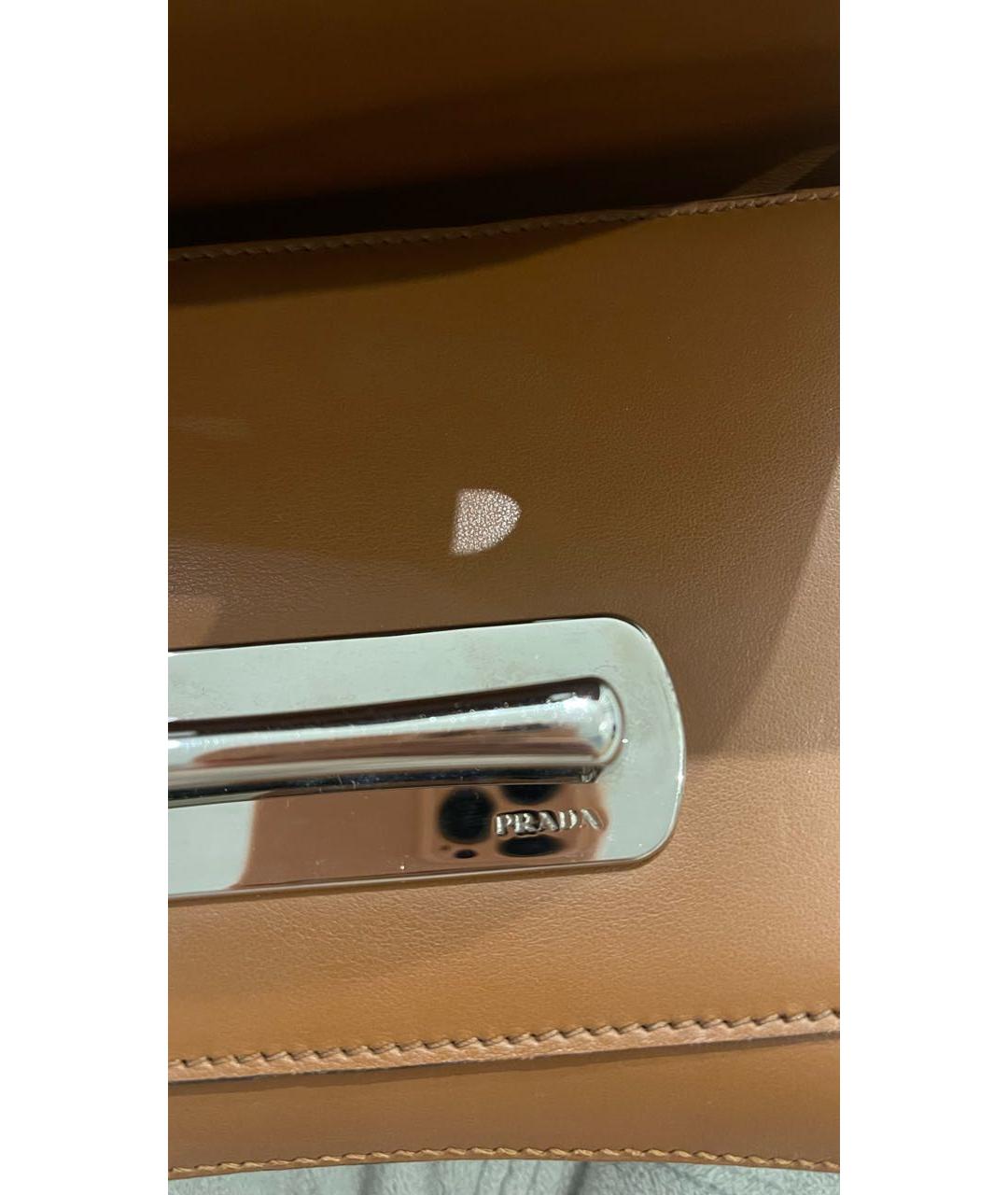 PRADA Коричневая кожаная сумка с короткими ручками, фото 7