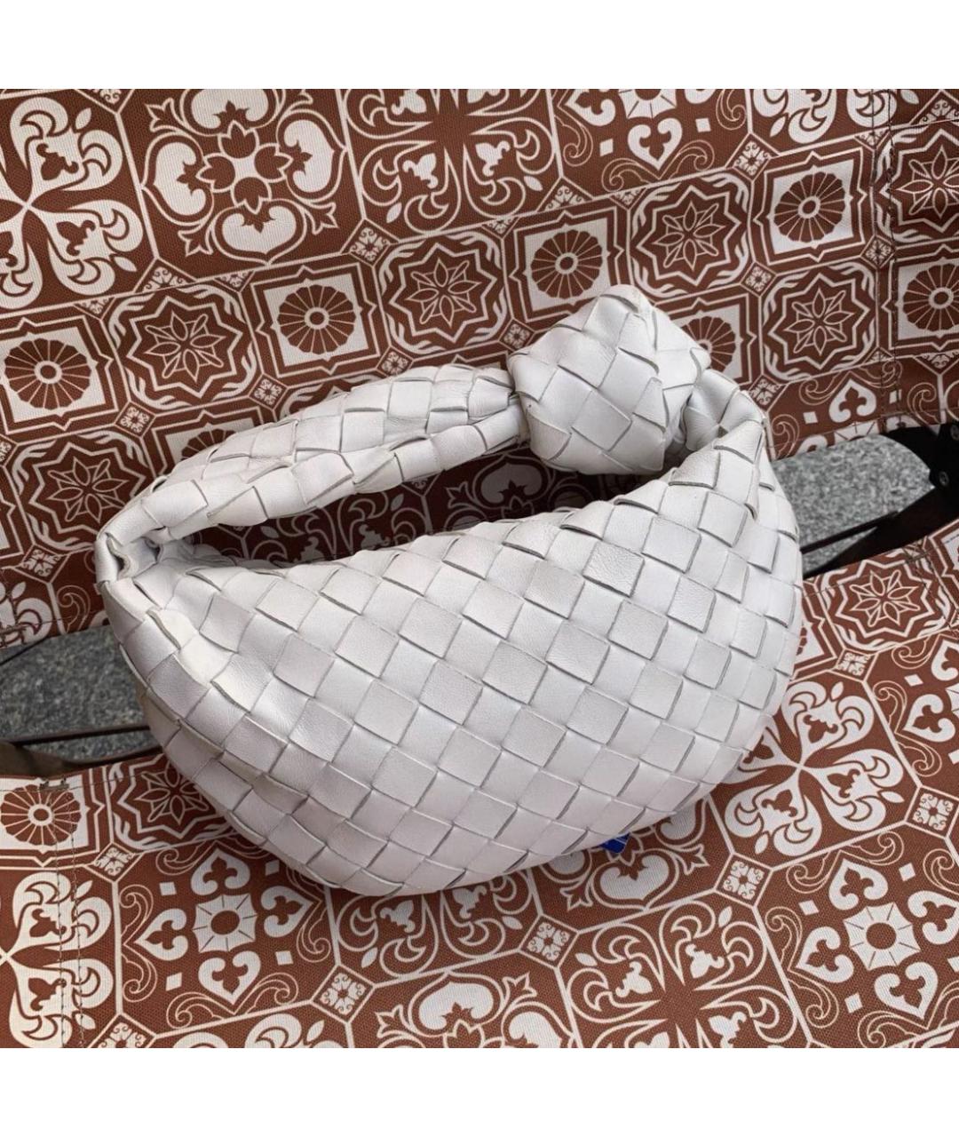 BOTTEGA VENETA Белая кожаная сумка с короткими ручками, фото 2