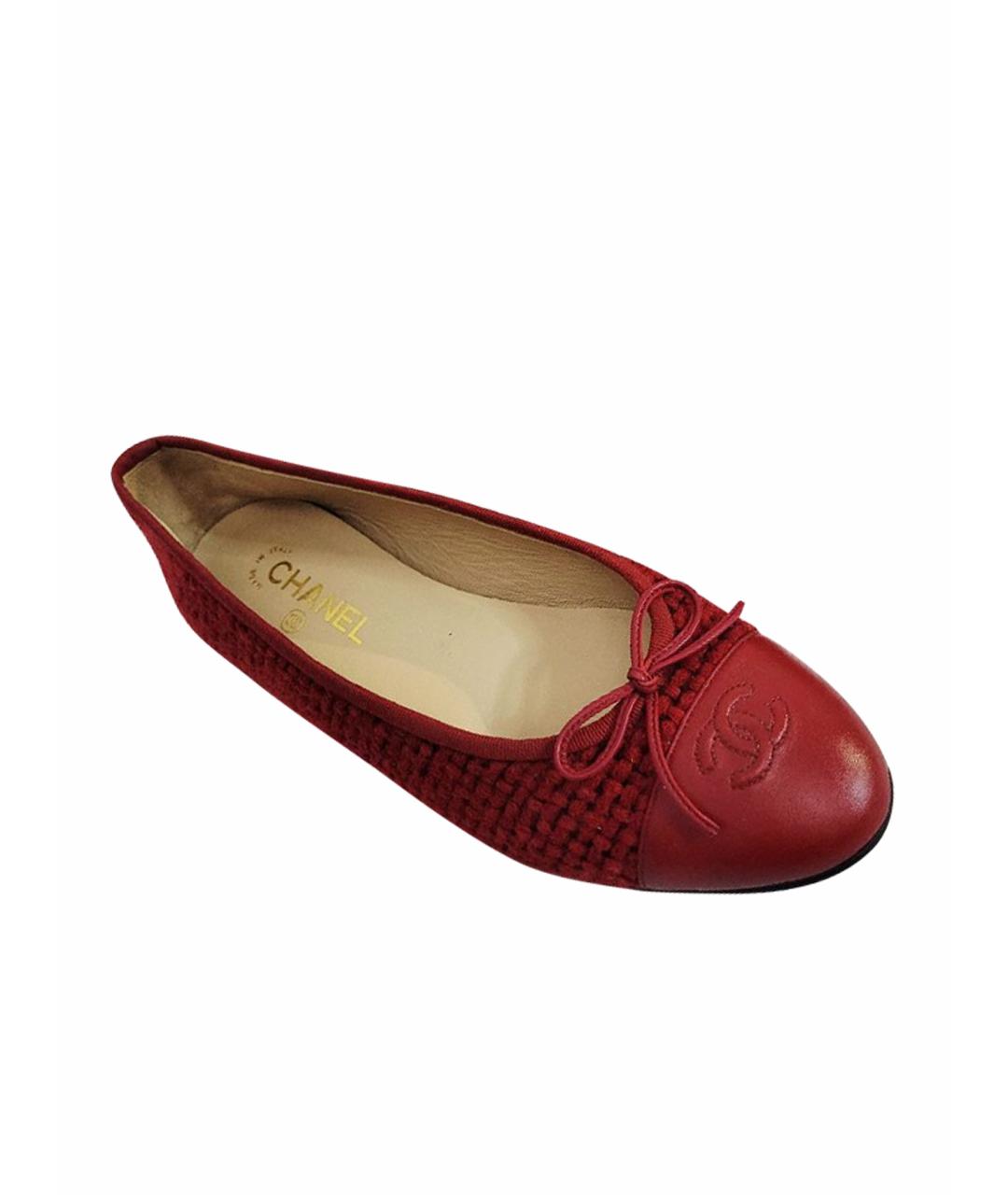 CHANEL Красные текстильные балетки, фото 1