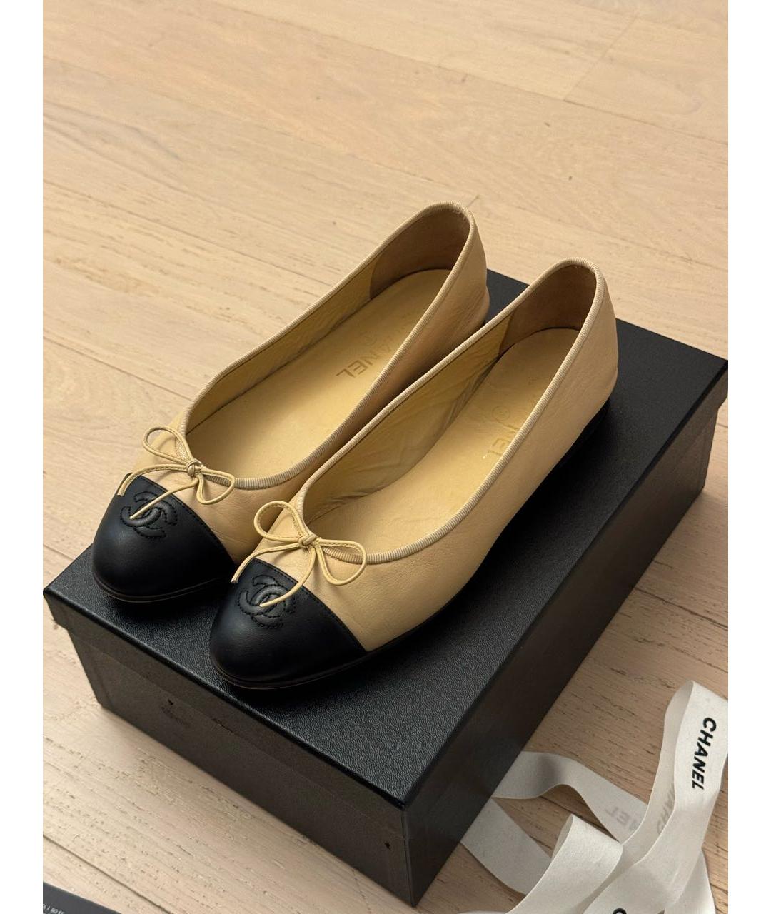 CHANEL Бежевые кожаные балетки, фото 8
