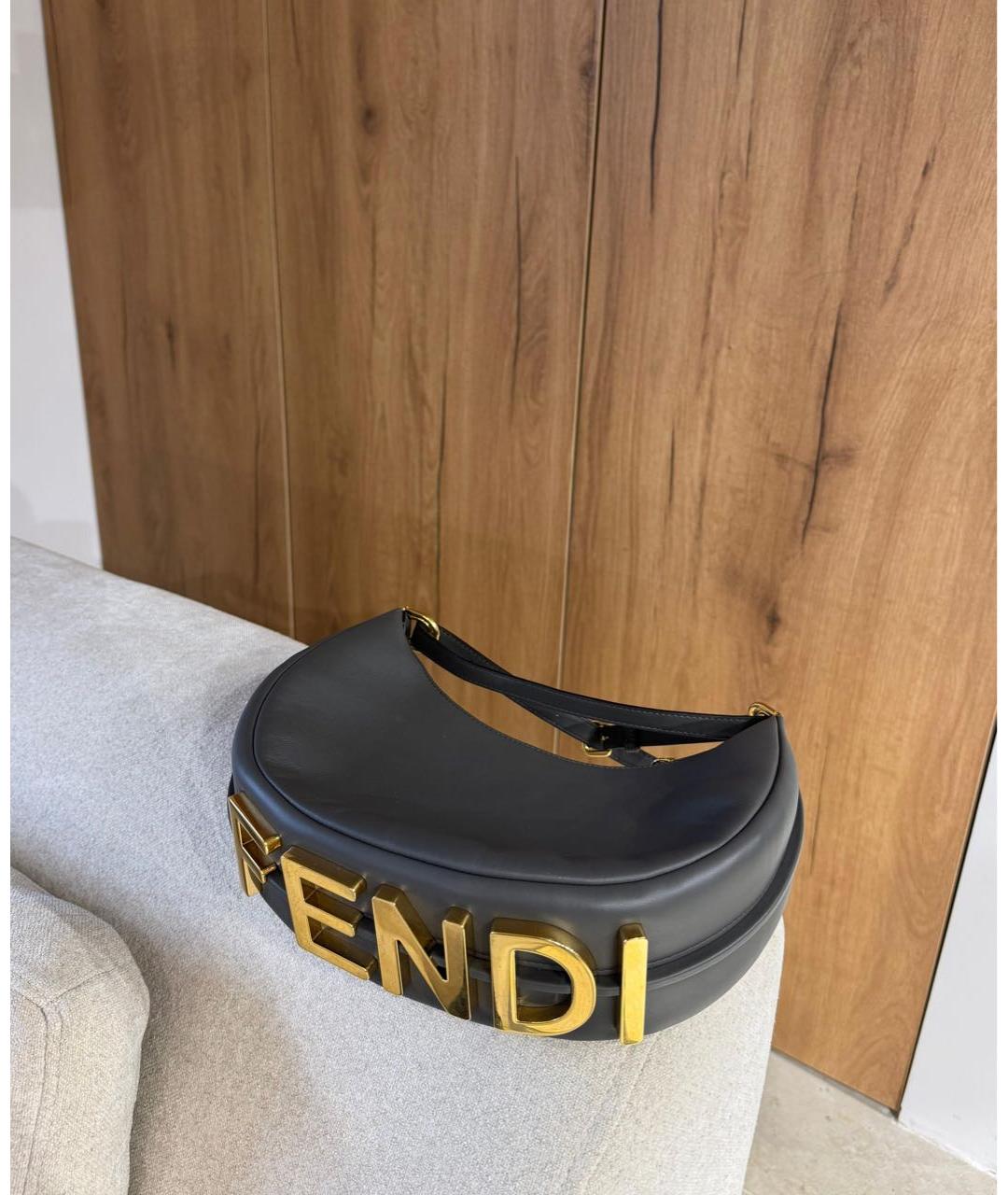 FENDI Серая кожаная сумка с короткими ручками, фото 3