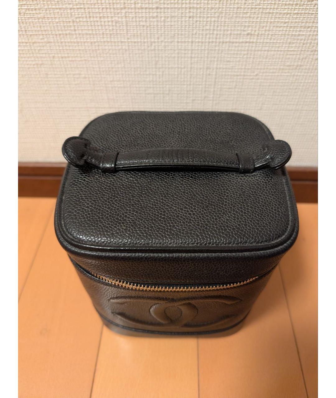 CHANEL Черная кожаная косметичка, фото 5