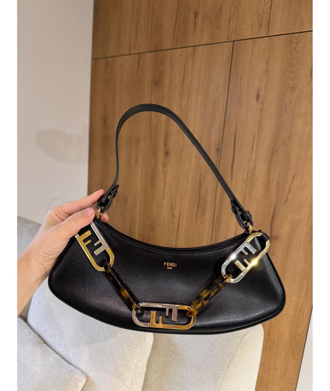 FENDI Черная кожаная сумка с короткими ручками, фото 3