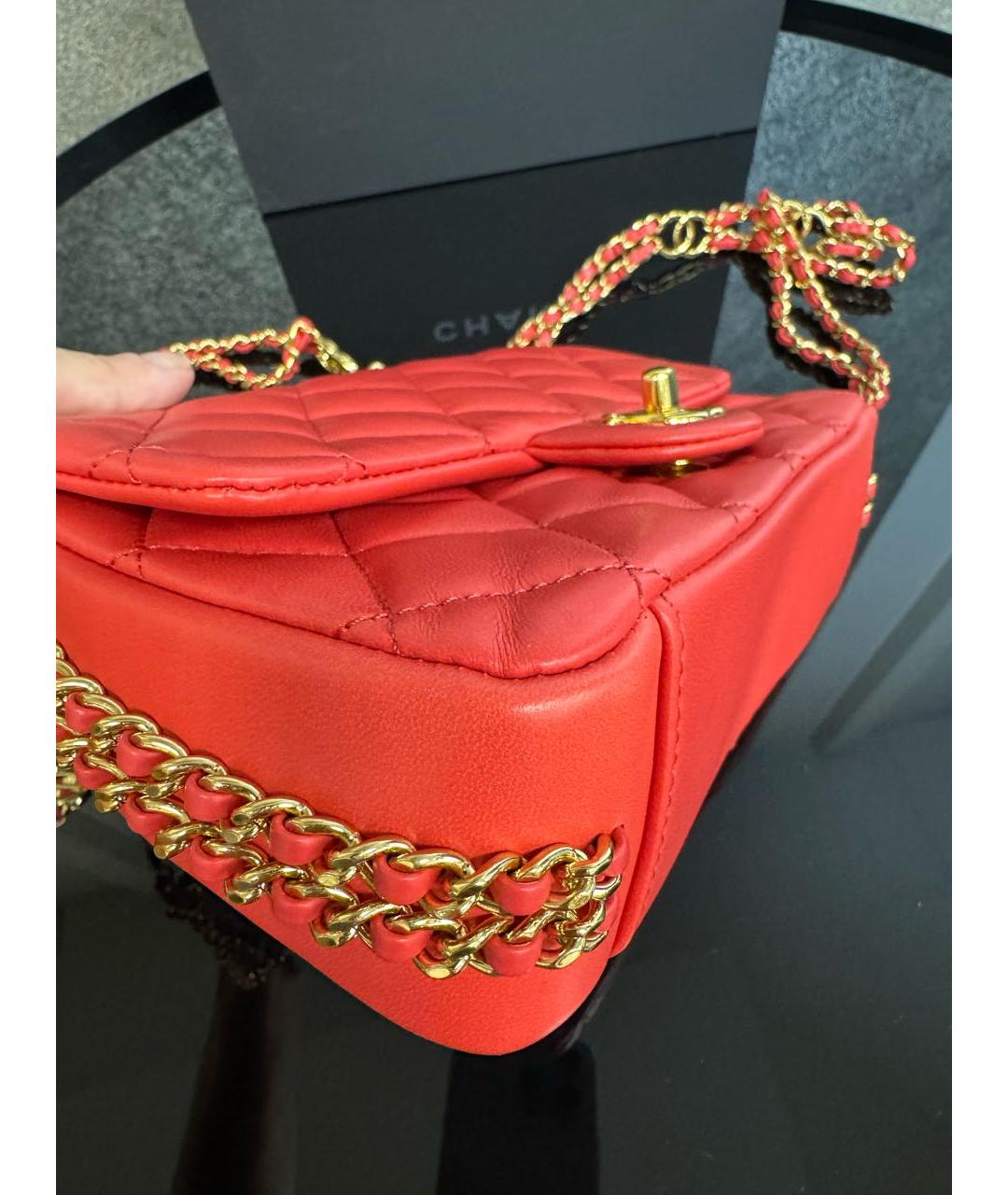 CHANEL Коралловая кожаная сумка через плечо, фото 2