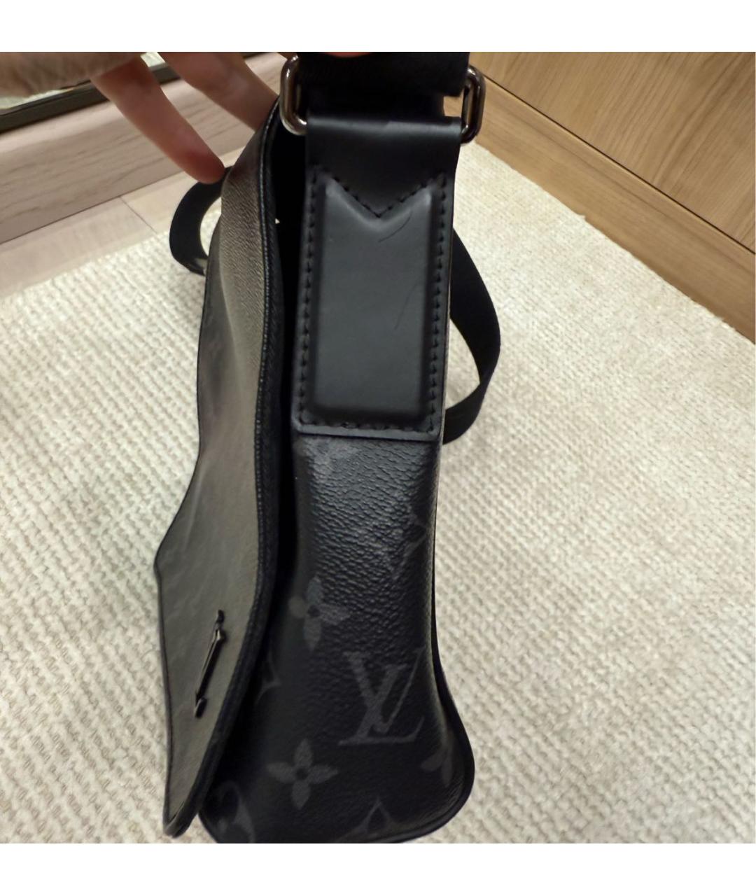 LOUIS VUITTON Антрацитовая сумка на плечо, фото 4