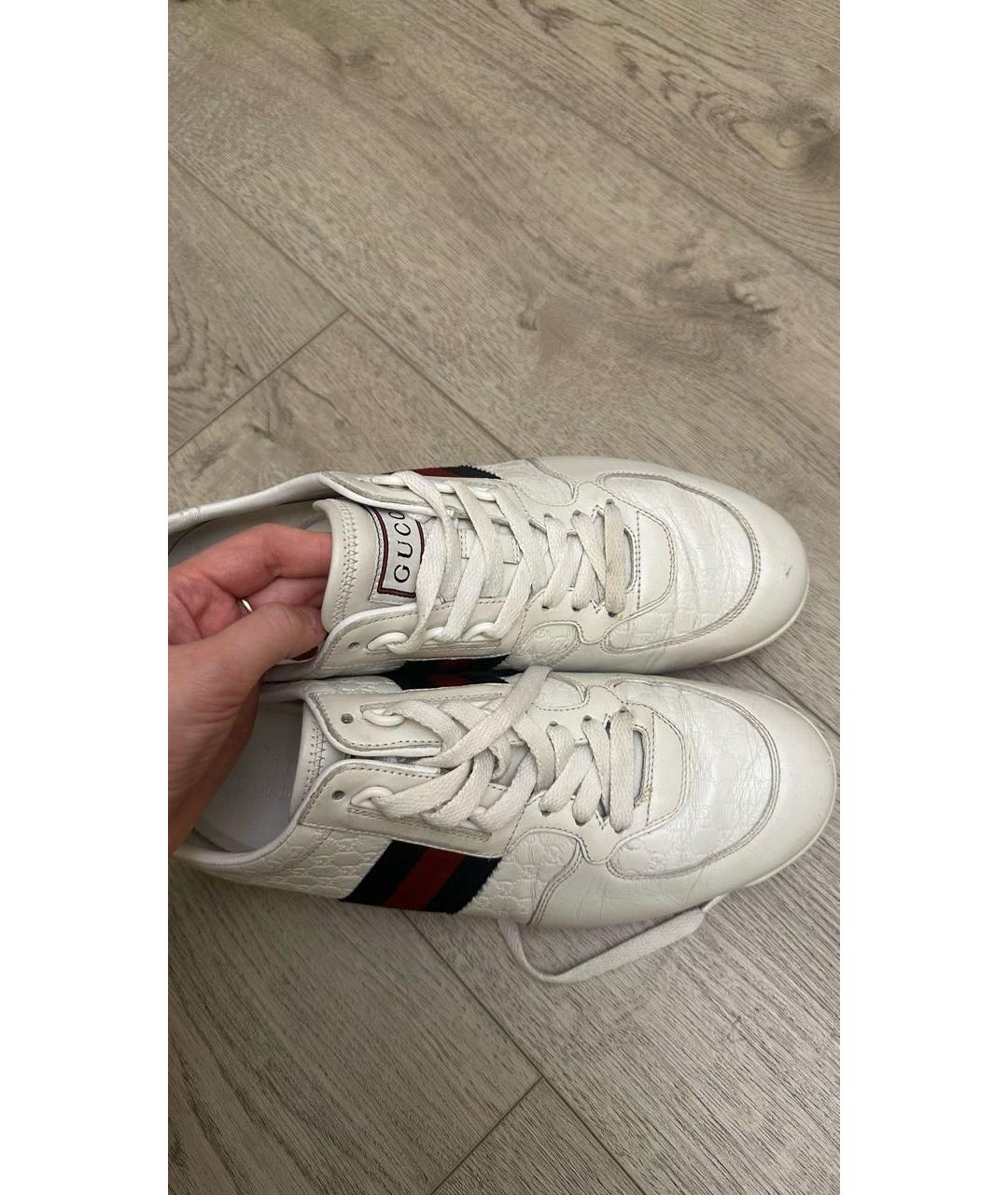 GUCCI Белые кожаные низкие кроссовки / кеды, фото 2