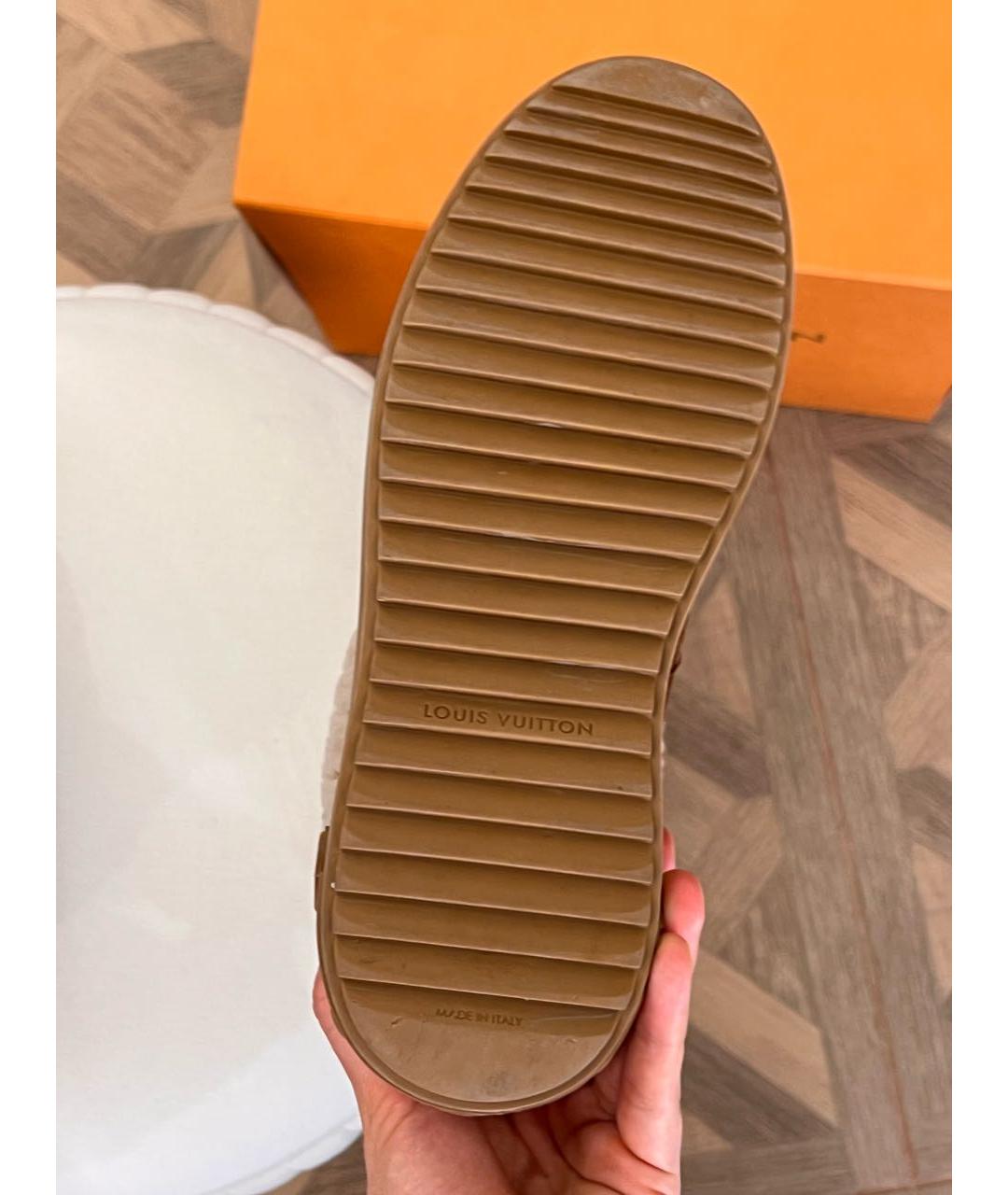 LOUIS VUITTON Коричневые замшевые ботинки, фото 5