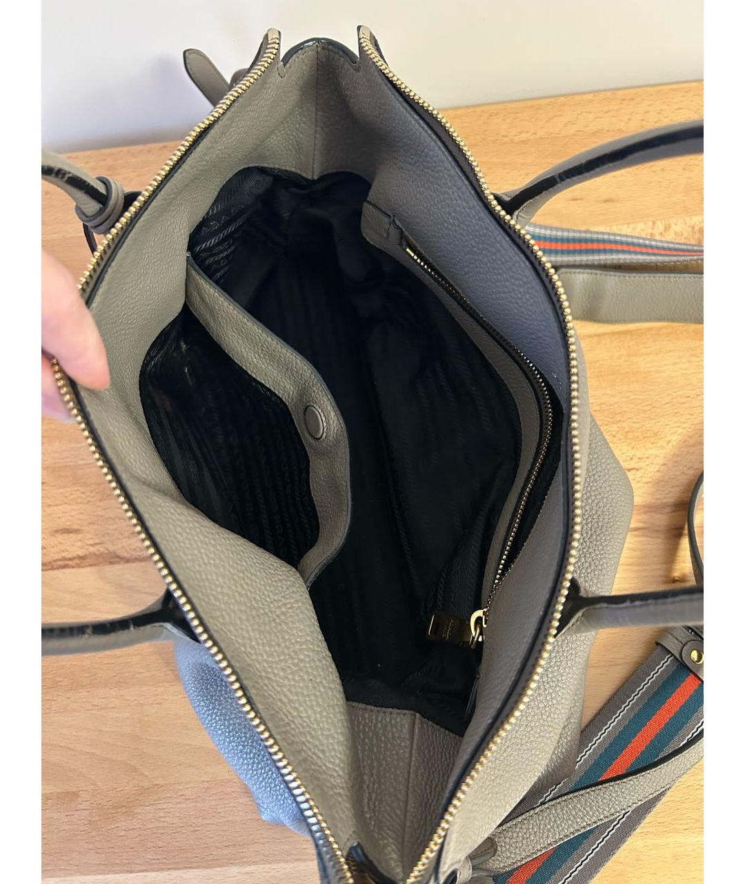 PRADA Серая кожаная сумка тоут, фото 2