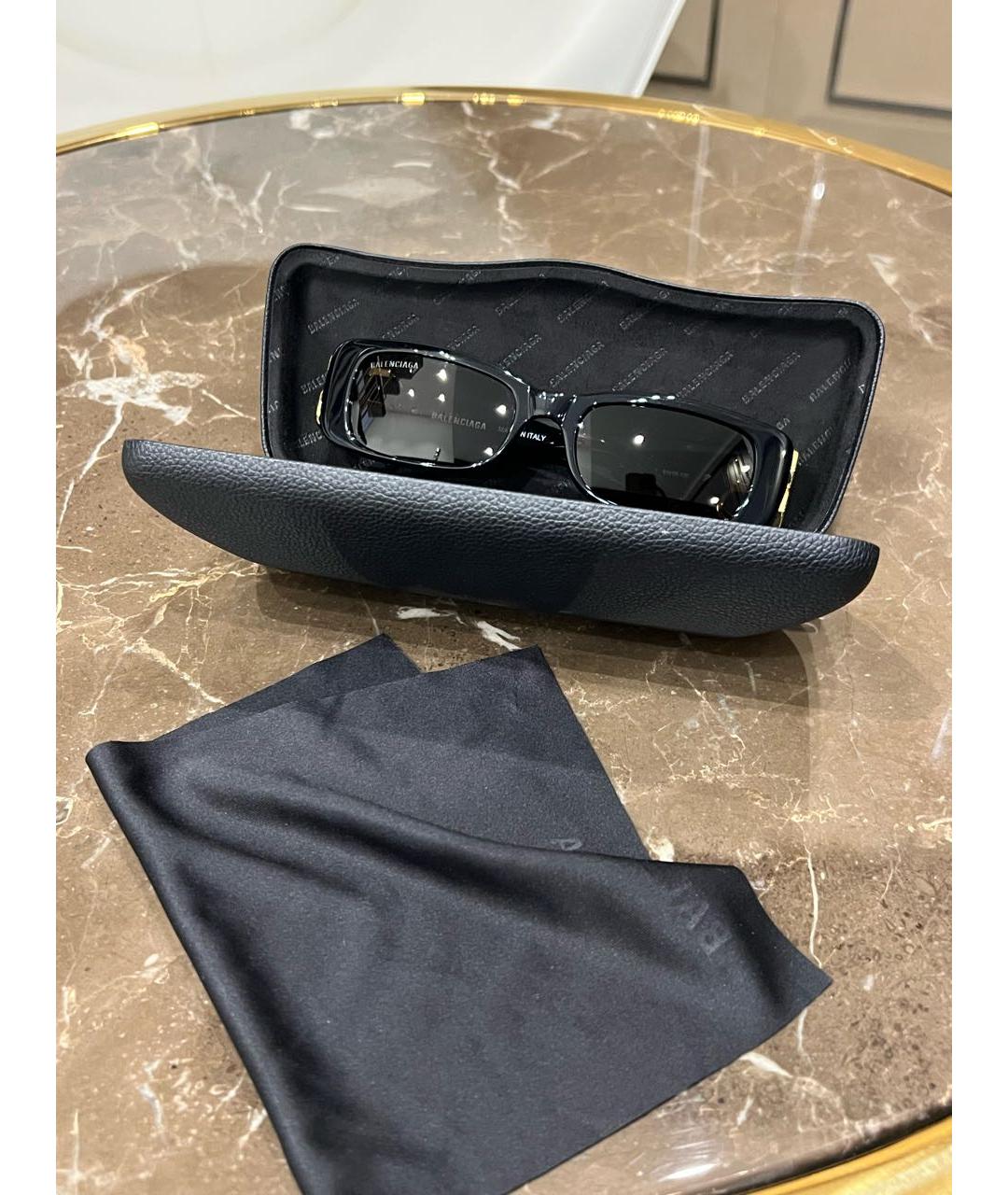 BALENCIAGA Черные пластиковые солнцезащитные очки, фото 4