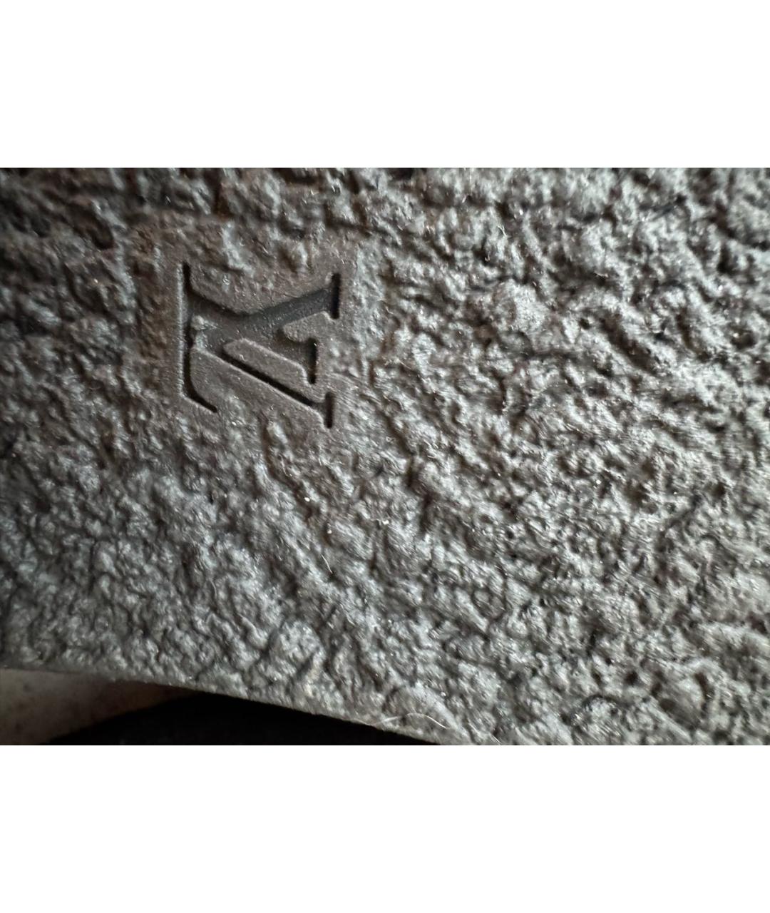 LOUIS VUITTON Черные замшевые ботфорты, фото 6