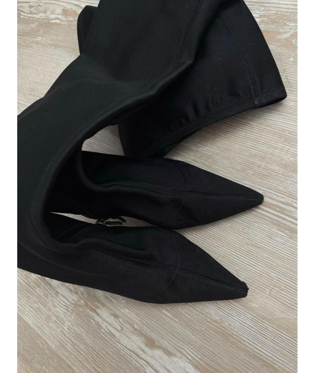 Amina Muaddi Черные синтетические ботфорты, фото 3