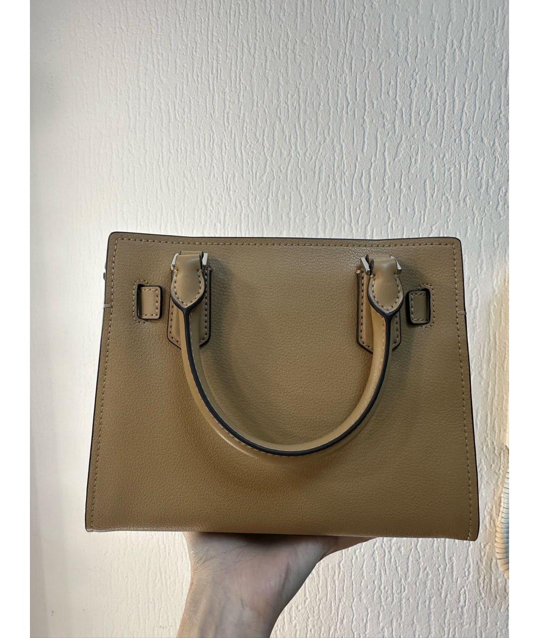 MICHAEL KORS Бежевая кожаная сумка с короткими ручками, фото 3