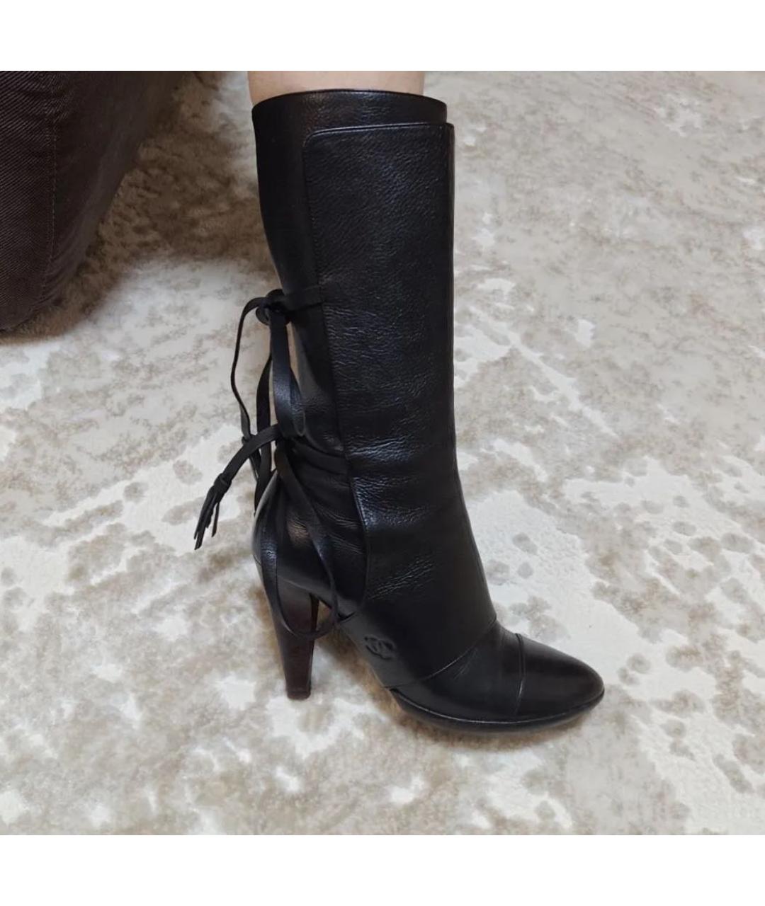 CHANEL Черные кожаные сапоги, фото 9