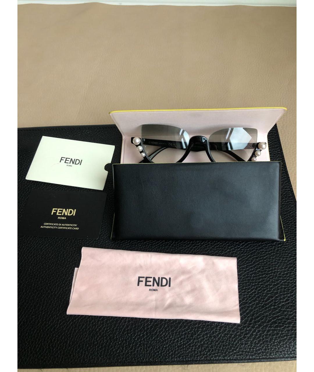 FENDI Черные пластиковые солнцезащитные очки, фото 4