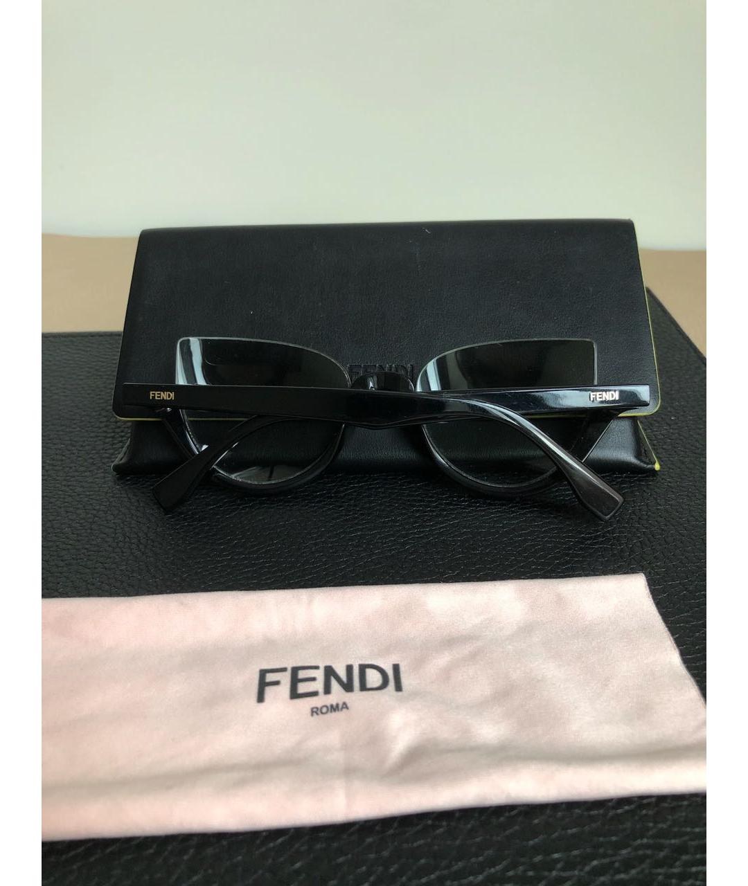 FENDI Черные пластиковые солнцезащитные очки, фото 3