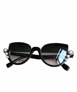 FENDI Солнцезащитные очки