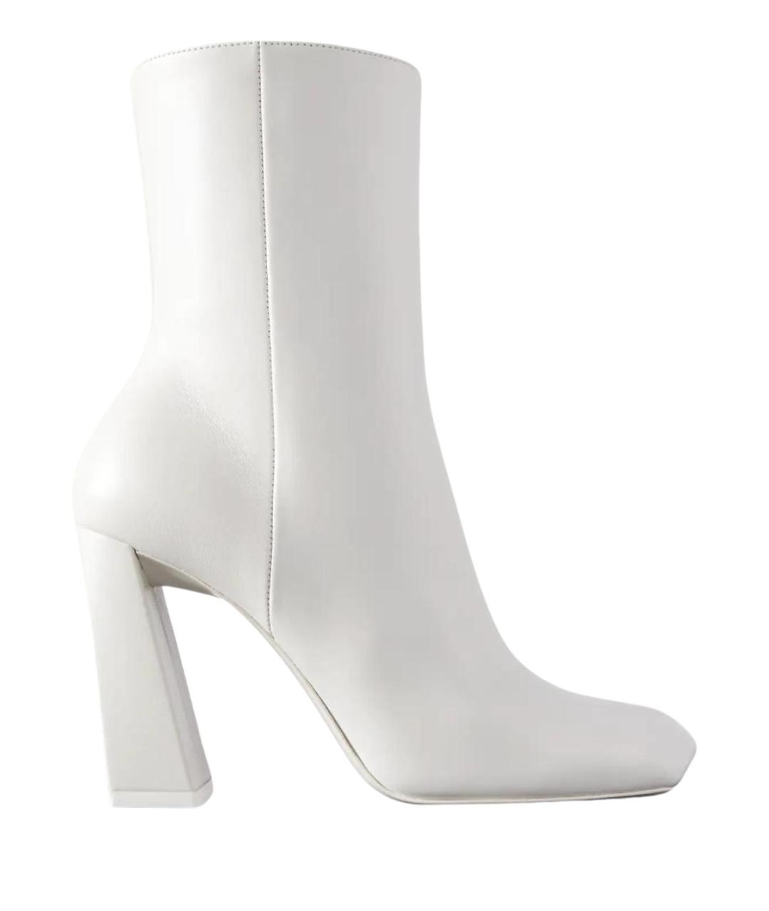 Amina Muaddi Белые кожаные ботильоны, фото 1