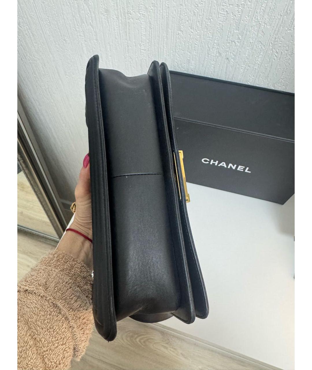 CHANEL Черная кожаная сумка через плечо, фото 6