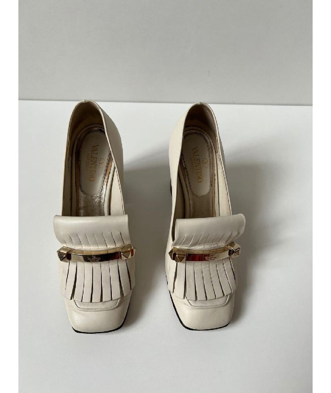VALENTINO Бежевые кожаные туфли, фото 2