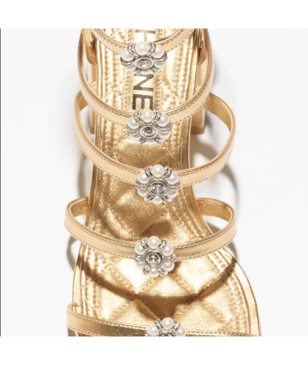 CHANEL Золотые кожаные босоножки, фото 5