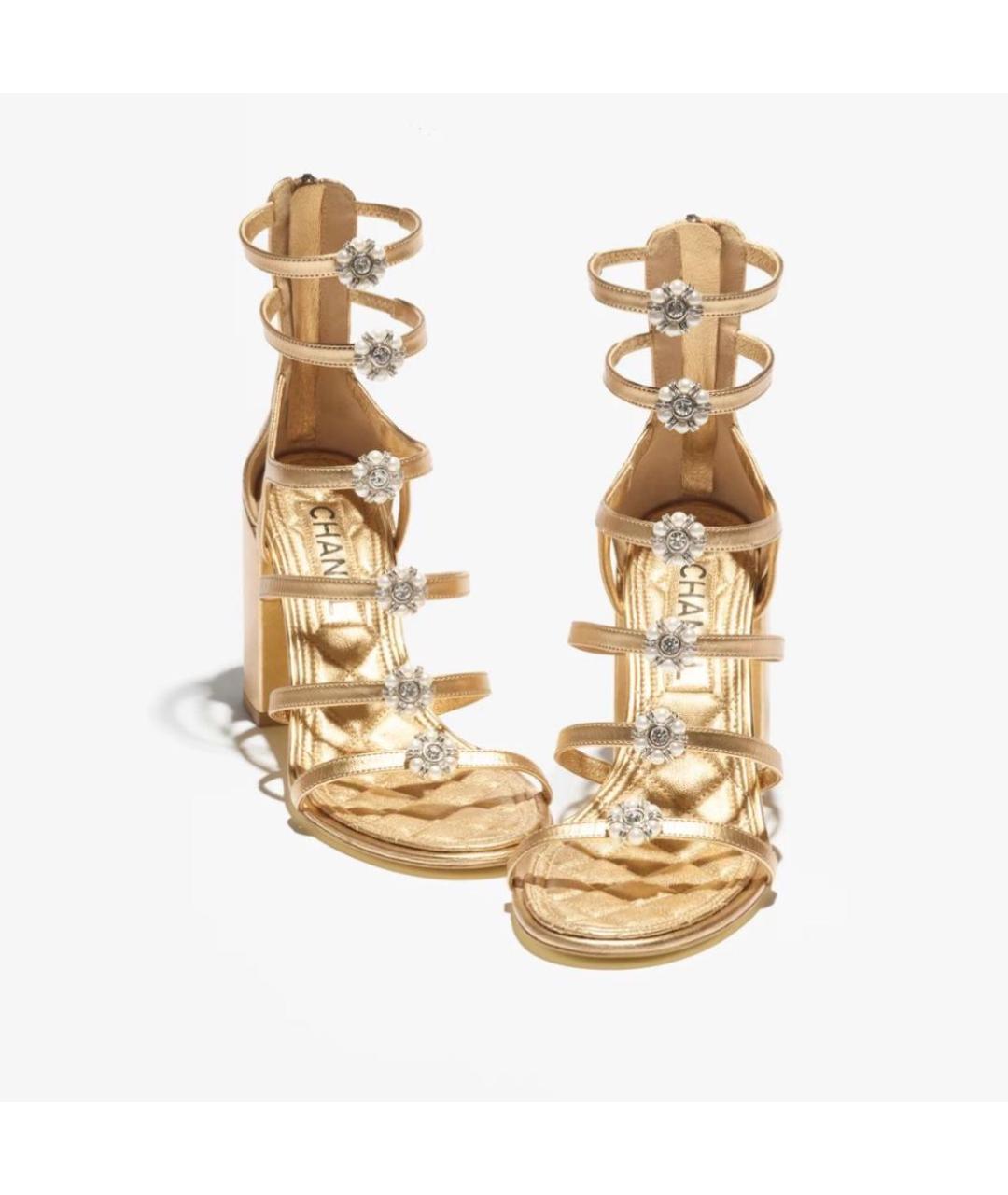 CHANEL Золотые кожаные босоножки, фото 2