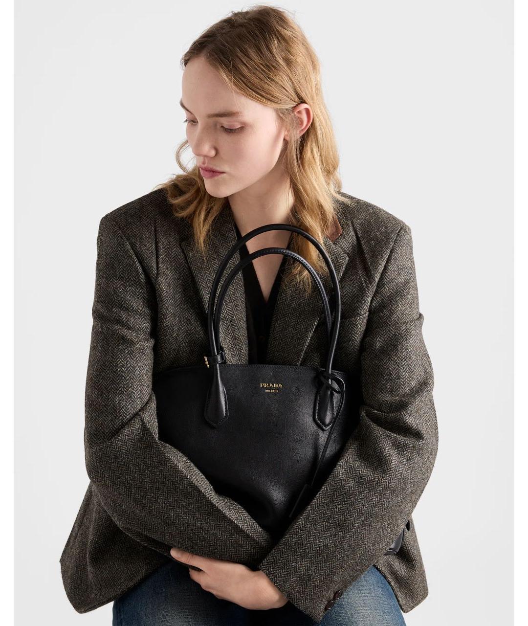 PRADA Черная кожаная сумка тоут, фото 4