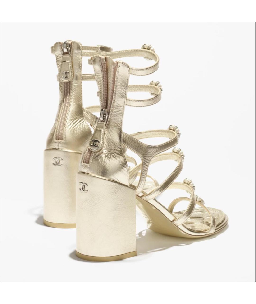 CHANEL Золотые кожаные босоножки, фото 4