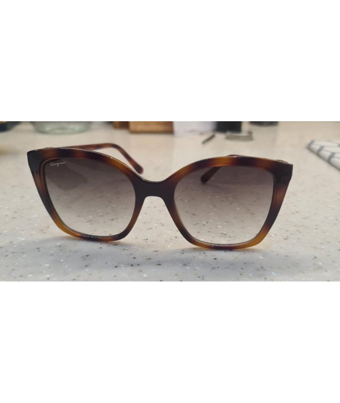 FERRAGAMO Коричневые солнцезащитные очки, фото 10