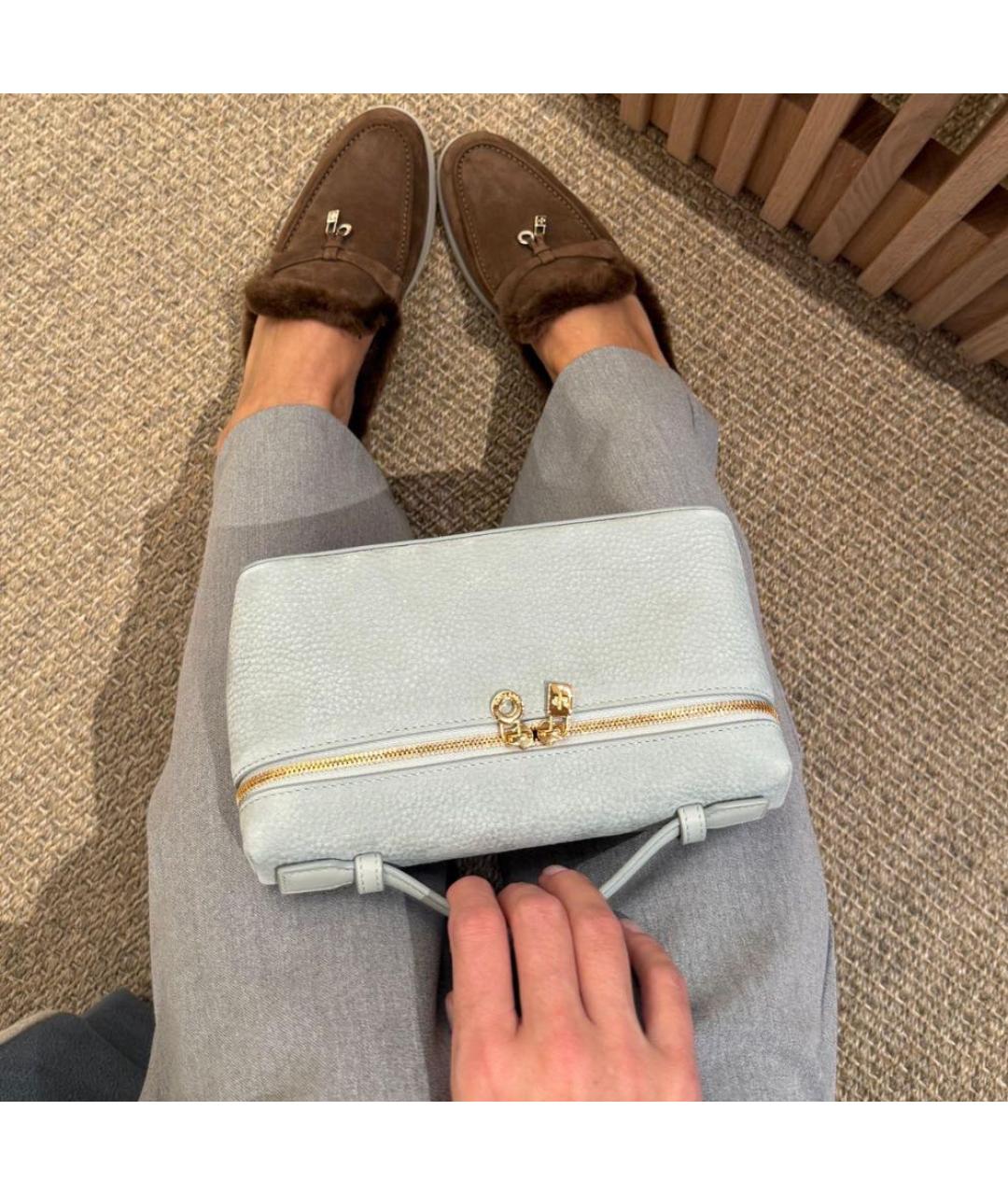 LORO PIANA Голубая кожаная сумка с короткими ручками, фото 4